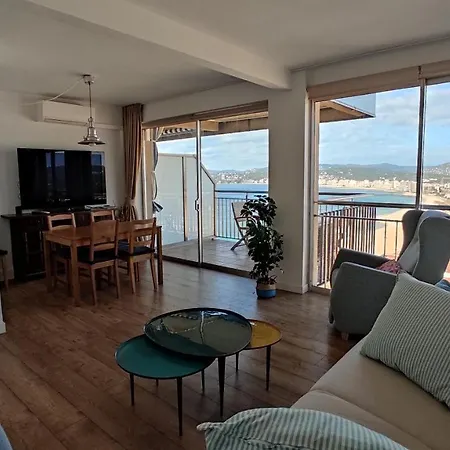 Nuria Apartment *