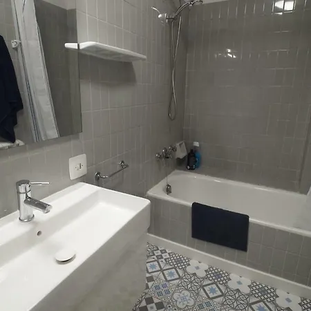 Nuria Apartment